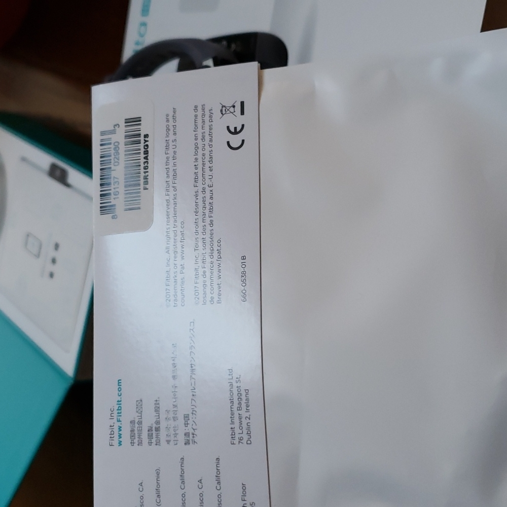 Fitbit alta bundle - Picture 5 of 9